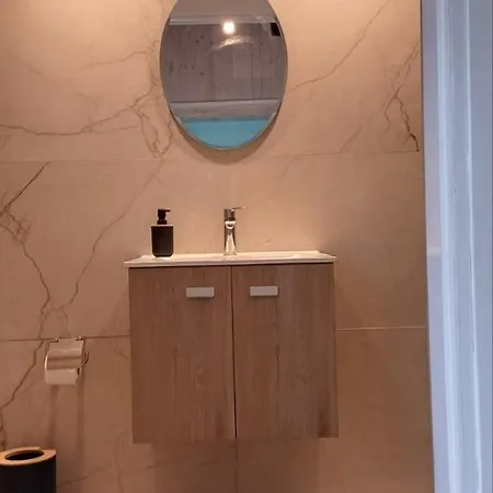 Jay's Nest לרנקה