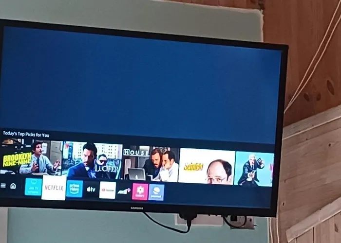 Jay's Nest ラルナカ